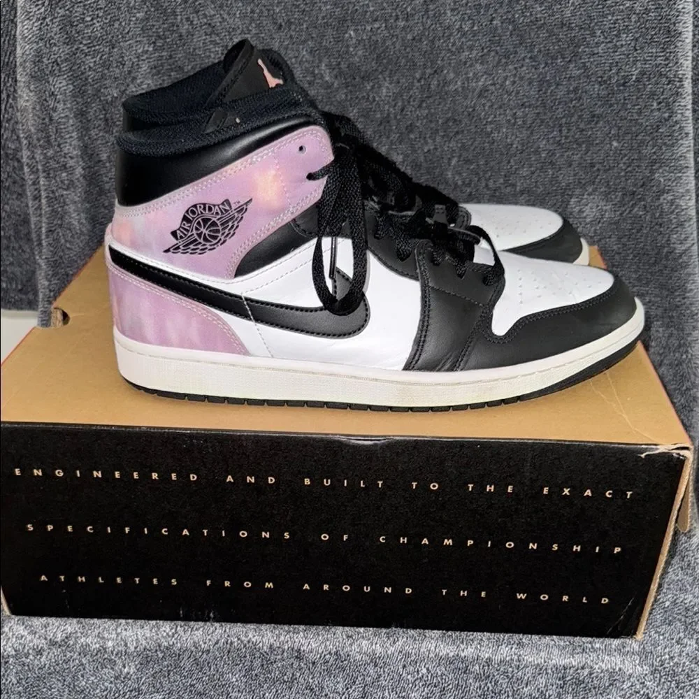 Air Jordan Retro 1 Black White purple Shoes